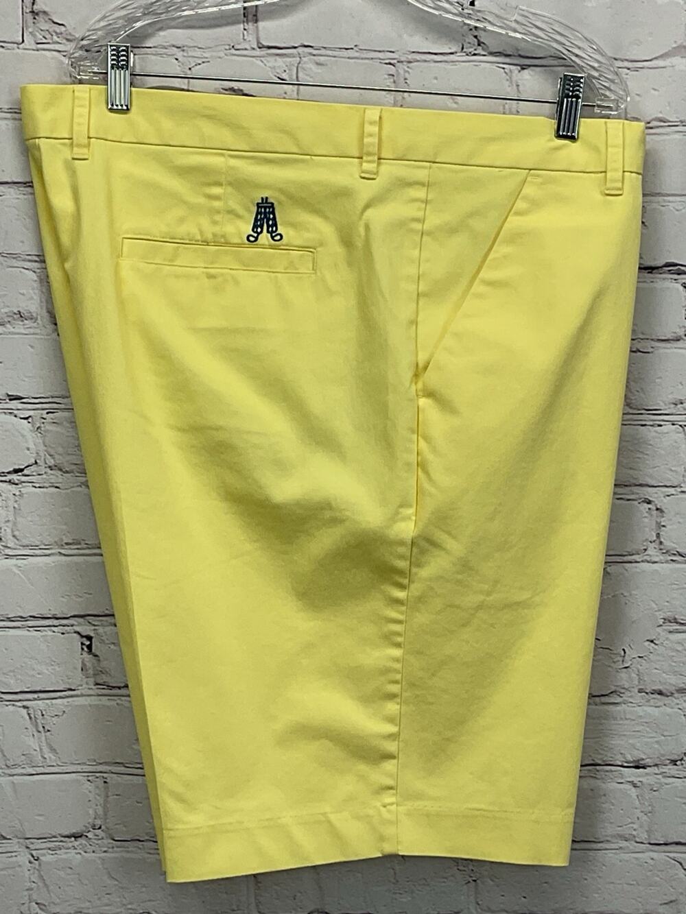 Royal and Awesome Golf Shorts Men's Sz 44 Yellow Athleisure Sports Travel Casual